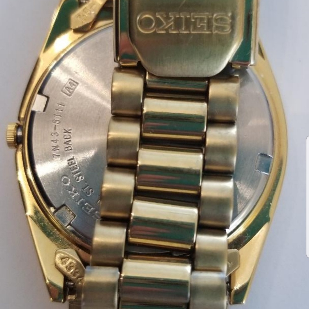 Watch - Picture 4 of 4